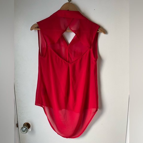 Dex sheer red tank - Picture 2 of 3